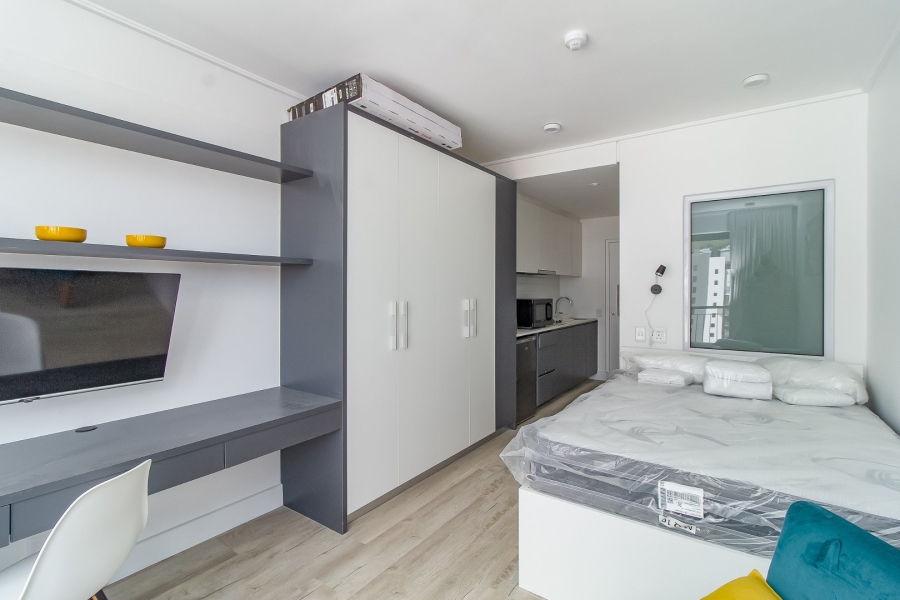 1 Bedroom Property for Sale in Woodstock Western Cape